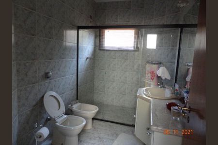 Casa à venda com 380m², 4 quartos e 4 vagas