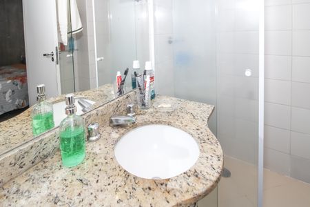 Apartamento à venda com 110m², 3 quartos e 2 vagas Apartamento à venda com 110m², 3 quartos e 2 vagasBanheiro da Suíte