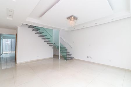 Casa à venda com 204m², 3 quartos e 2 vagasSala