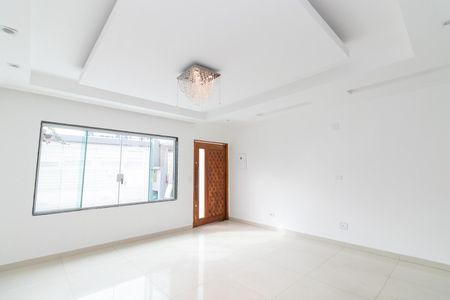 Casa à venda com 204m², 3 quartos e 2 vagasSala