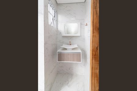 Casa à venda com 204m², 3 quartos e 2 vagasBanheiro da Suíte