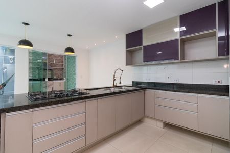 Casa à venda com 204m², 3 quartos e 2 vagasCozinha