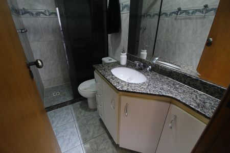 Banheiro Social de apartamento à venda com 2 quartos, 80m² em Taquara, Rio de Janeiro