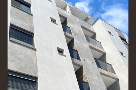 Apartamento à venda com 80m², 3 quartos e 2 vagasFachada