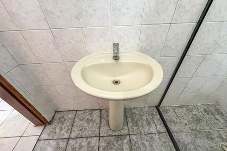 Casa à venda com 275m², 3 quartos e sem vagaBanheiro