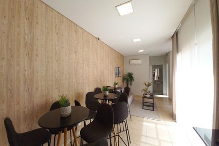 Apartamento para alugar com 80m², 2 quartos e 1 vaga Apartamento para alugar com 80m², 2 quartos e 1 vagaÁrea comum - Salão de festas