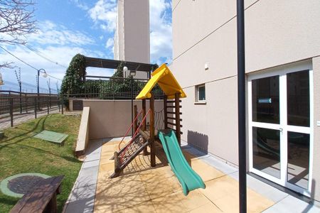 Apartamento para alugar com 80m², 2 quartos e 1 vaga Apartamento para alugar com 80m², 2 quartos e 1 vagaÁrea comum - Playground