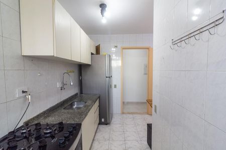 Apartamento para alugar com 74m², 2 quartos e 2 vagas Apartamento para alugar com 74m², 2 quartos e 2 vagasCozinha