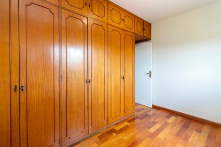 Apartamento à venda com 130m², 3 quartos e 2 vagasQuarto 3