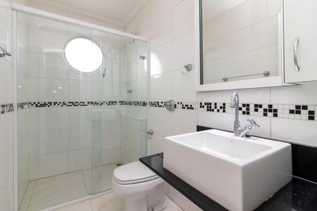 Apartamento à venda com 130m², 3 quartos e 2 vagasBanheiro Social