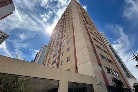 Apartamento para alugar com 62m², 2 quartos e 1 vaga Apartamento para alugar com 62m², 2 quartos e 1 vagaFachada