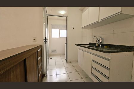 Cozinha de apartamento para alugar com 2 quartos, 54m² em Vila Nambi, Jundiaí