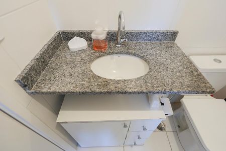 Apartamento para alugar com 34m², 2 quartos e sem vaga Apartamento para alugar com 34m², 2 quartos e sem vagaBanheiro da suíte