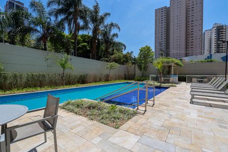 Apartamento para alugar com 34m², 2 quartos e sem vaga Apartamento para alugar com 34m², 2 quartos e sem vagaÁrea comum - Piscina