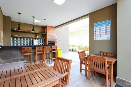 Apartamento para alugar com 34m², 2 quartos e sem vaga Apartamento para alugar com 34m², 2 quartos e sem vagaÁrea comum - Churrasqueira 3