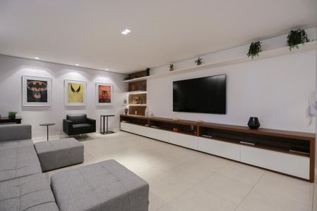 Apartamento para alugar com 34m², 2 quartos e sem vaga Apartamento para alugar com 34m², 2 quartos e sem vagaÁrea comum - Cinema