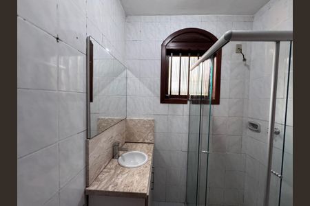 Casa para alugar com 205m², 3 quartos e 2 vagasBanheiro Social 2