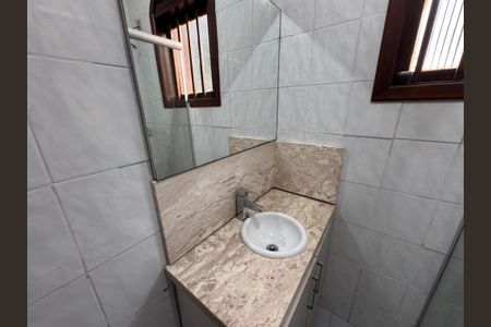 Casa para alugar com 205m², 3 quartos e 2 vagasBanheiro Social 2