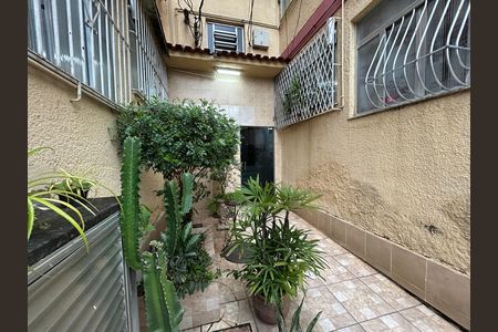 Apartamento para alugar com 70m², 3 quartos e 1 vagaEntrada do bloco