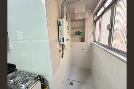 Apartamento para alugar com 70m², 3 quartos e 1 vagaÁrea de Serviço