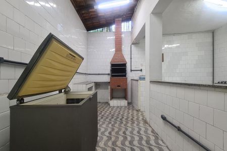 Apartamento para alugar com 70m², 3 quartos e 1 vaga Apartamento para alugar com 70m², 3 quartos e 1 vagaÁrea comum -Cozinha do salão de festa