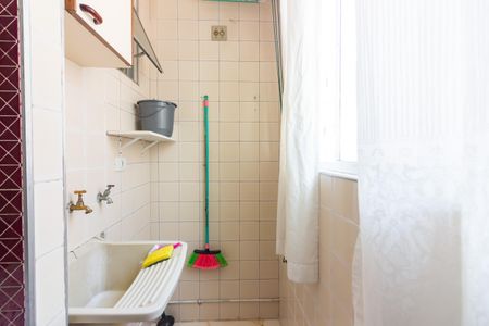 Apartamento para alugar com 45m², 2 quartos e 1 vagaÁrea de Serviço 