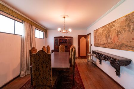 Casa à venda com 500m², 3 quartos e 6 vagasSala de Jantar