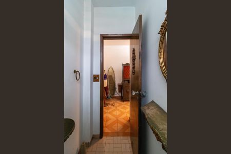 Casa à venda com 500m², 3 quartos e 6 vagasEdícula - Lavabo