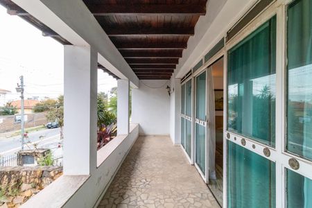 Casa à venda com 500m², 3 quartos e 6 vagasVaranda do Quarto 2