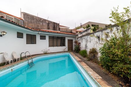Casa à venda com 500m², 3 quartos e 6 vagasÁrea comum - Piscina