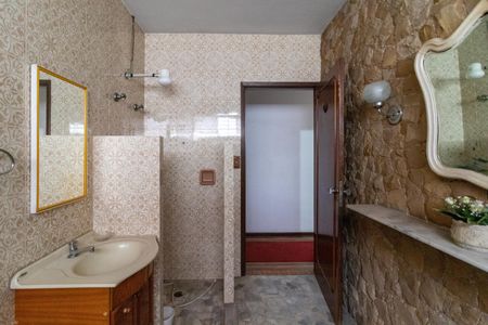 Casa à venda com 500m², 3 quartos e 6 vagasBanheiro 1