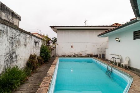 Casa à venda com 500m², 3 quartos e 6 vagasÁrea comum - Piscina