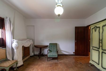 Casa à venda com 500m², 3 quartos e 6 vagasSuíte