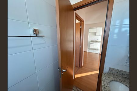 Apartamento à venda com 43m², 2 quartos e 1 vagaBanheiro Social
