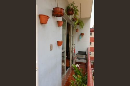 Apartamento à venda com 69m², 2 quartos e 1 vaga Apartamento à venda com 69m², 2 quartos e 1 vagaVaranda da Sala