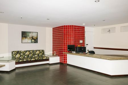 Apartamento à venda com 69m², 2 quartos e 1 vaga Apartamento à venda com 69m², 2 quartos e 1 vagaPortaria