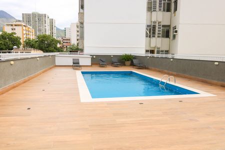 Apartamento à venda com 69m², 2 quartos e 1 vaga Apartamento à venda com 69m², 2 quartos e 1 vagaÁrea comum - Piscina