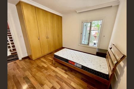 Casa à venda com 4 quartos, 520m² em Super Quadra Morumbi, São Paulo