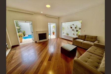 Casa à venda com 4 quartos, 520m² em Super Quadra Morumbi, São Paulo