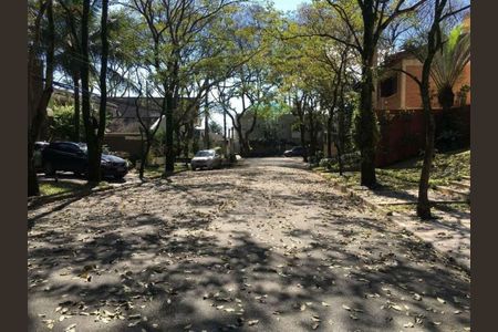 Casa à venda com 520m², 4 quartos e 6 vagas