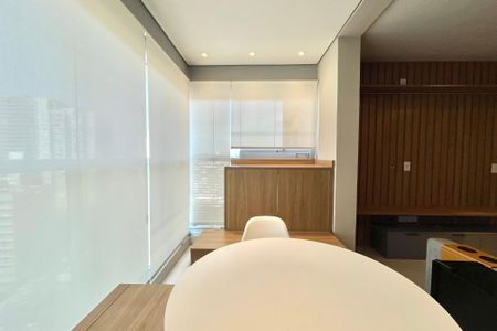 Varanda de apartamento à venda com 1 quarto, 50m² em Vila Clementino, São Paulo