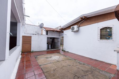 Casa para alugar com 334m², 3 quartos e 2 vagasÁrea de Serviço