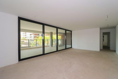 Apartamento à venda com 230m², 4 quartos e 4 vagasSala