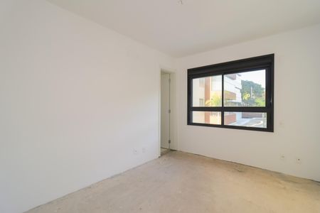 Apartamento à venda com 230m², 4 quartos e 4 vagasSuíte 2
