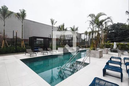 Apartamento à venda com 230m², 4 quartos e 4 vagasÁrea comum - Piscina