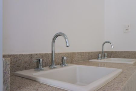 Apartamento à venda com 230m², 4 quartos e 4 vagasBanheiro da Suíte 1