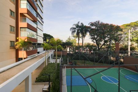 Apartamento à venda com 230m², 4 quartos e 4 vagasVista da Suíte 3