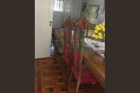 Casa à venda com 4 quartos, 300m² em Ipiranga, São Paulo