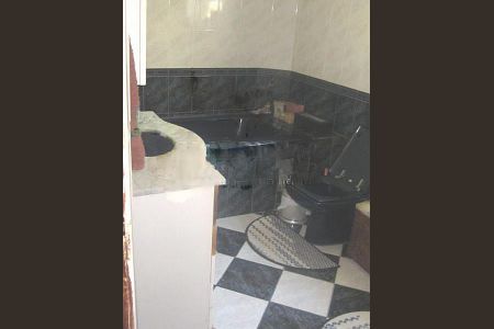 Casa à venda com 4 quartos, 300m² em Ipiranga, São Paulo