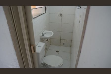 Banheiro de casa para alugar com 2 quartos, 70m² em Jardim Valéria, Guarulhos